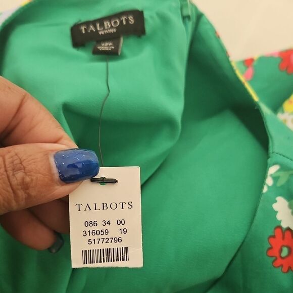 Floral Green Sleeveless Dress - Picture 8 of 16